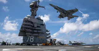 অগ্নিকাণ্ডের পর ইউএসএস জেরাল্ড ফোর্ড যাচ্ছে গ্রিসে মেরামতে